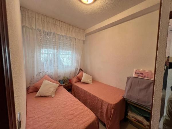 Piso en avenida del Mediterráneo, 4