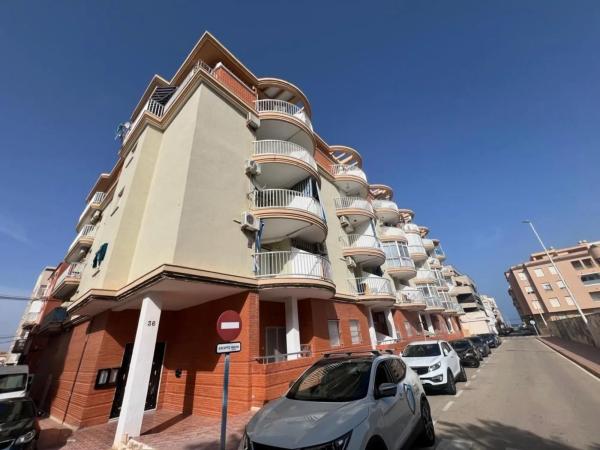 Piso en avenida del Mediterráneo, 4