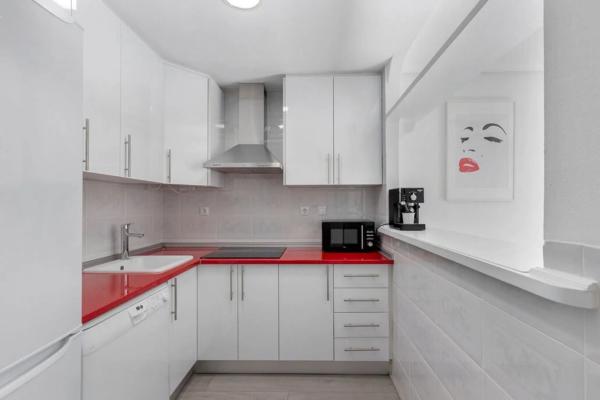 Piso en avenida Suiza, 1