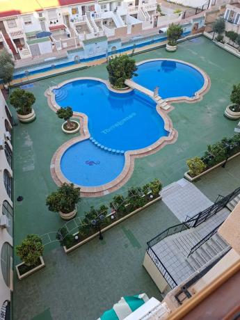 Piso en carretera del Torrejón, 6