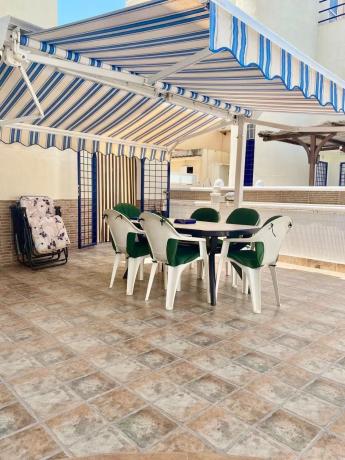 Chalet adosado en calle Morera