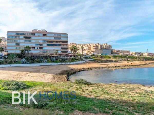 Piso en Barrio Cabo Cervera