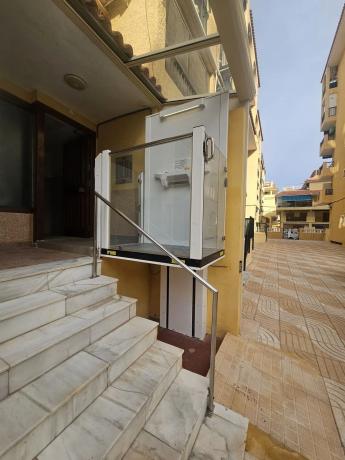 Piso en avenida Suiza, 59