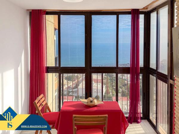 Piso en Barrio Cabo Cervera