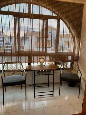 Estudio en avenida Bélgica