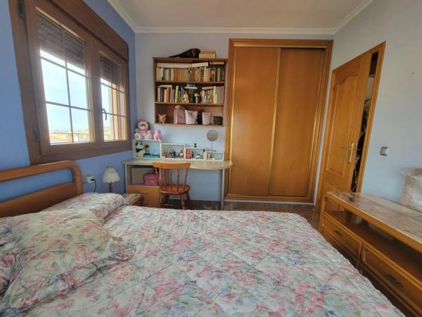 Chalet en Barrio Cabo Cervera