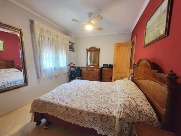 Chalet en Barrio Cabo Cervera