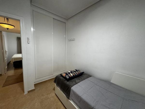 Chalet en calle Sauce, 65