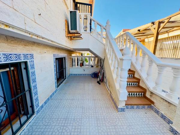 Chalet adosado en avenida de Inglaterra