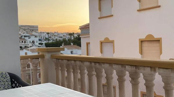 Dúplex en calle Geraneos, 1