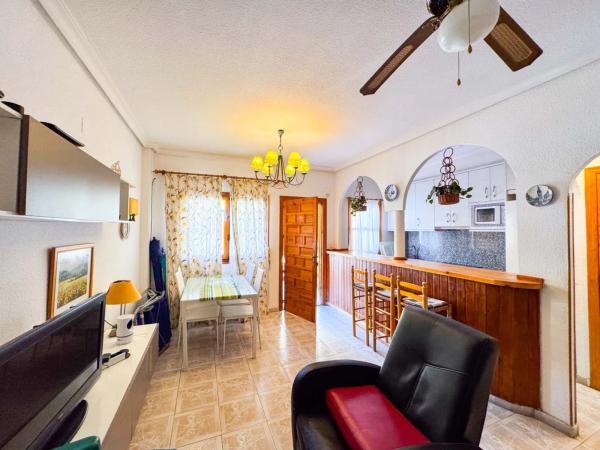 Chalet pareado en avenida Suiza