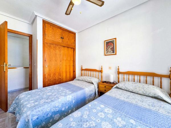 Chalet pareado en avenida Suiza