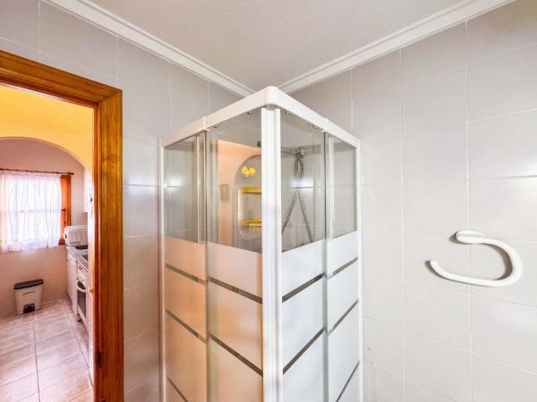 Chalet pareado en avenida Suiza