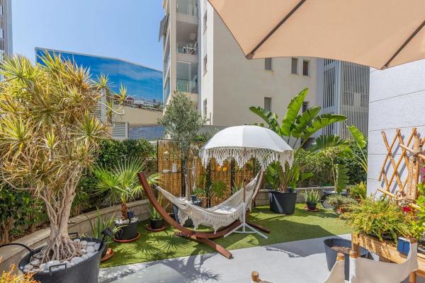 Piso en calle del Delfín, 3