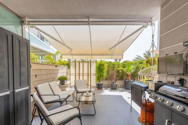 Piso en calle del Delfín, 3