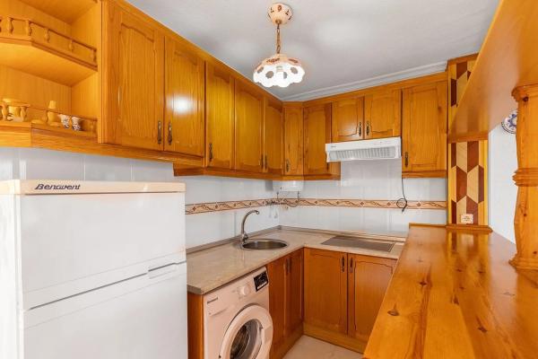 Piso en avenida de los Europeos, 51