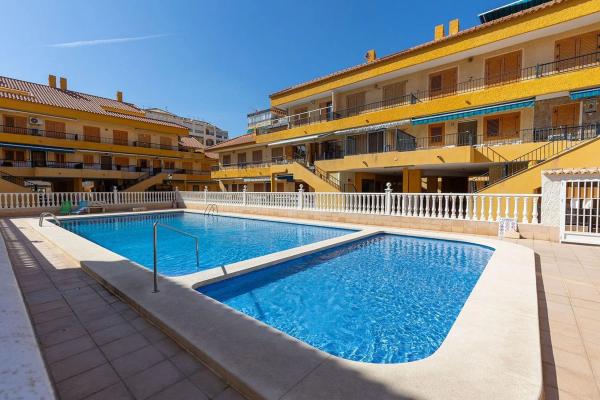 Piso en avenida de los Europeos, 51