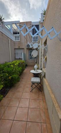 Piso en calle Geraneos, 64