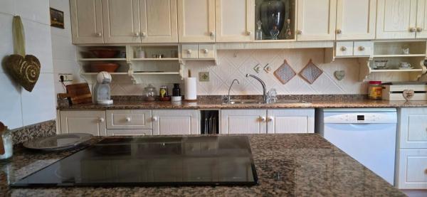 Piso en calle Geraneos, 64