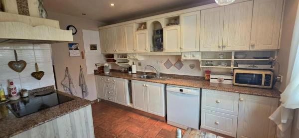 Piso en calle Geraneos, 64