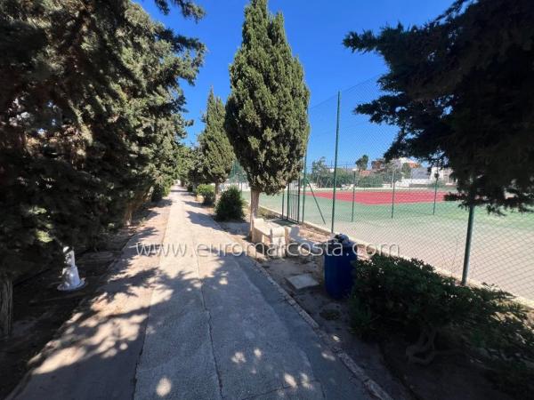 Piso en avenida de los españoles, 14