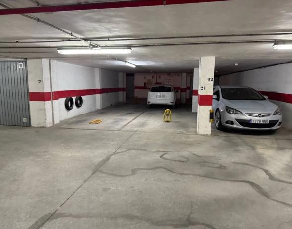 Chalet pareado en calle Sauce, 65