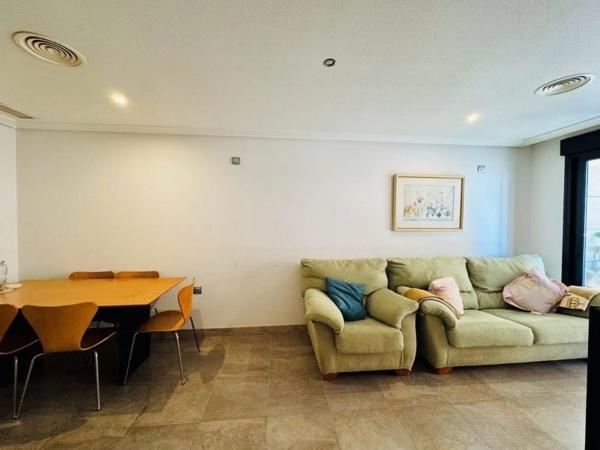 Piso en avenida del Mediterráneo