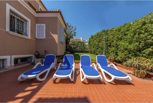 Casa independiente en calle de las Adelfas s/n