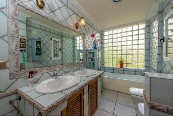 Casa independiente en calle de las Adelfas s/n