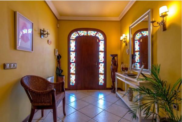 Casa independiente en calle de las Adelfas s/n