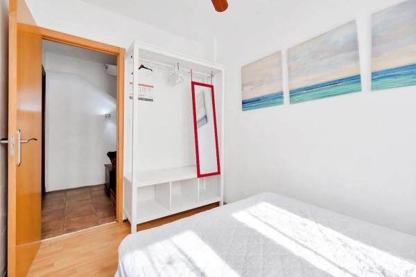 Casa independiente en avenida Suiza, 69