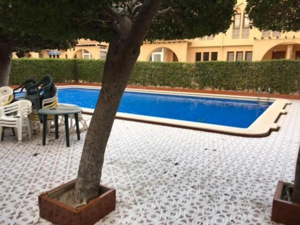 Casa independiente en avenida Suiza, 69