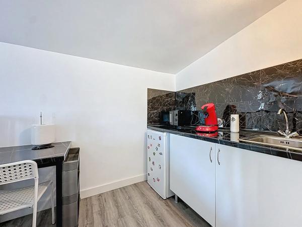 Chalet adosado en calle de las Azucenas, 703