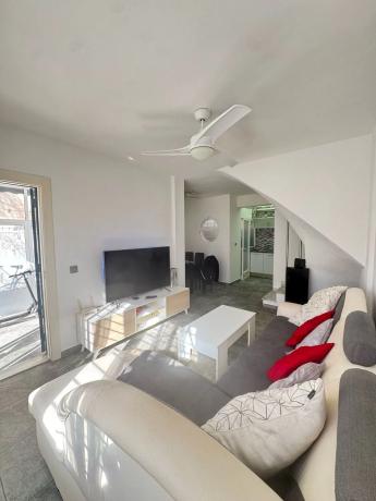 Chalet adosado en calle Azor, 19