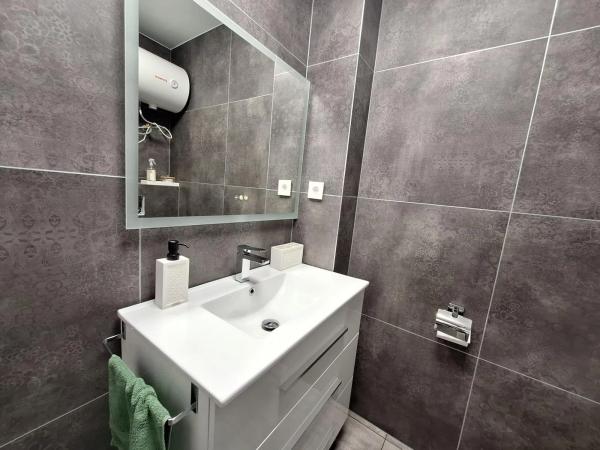 Estudio en Barrio La Siesta - El Salado - Torreta