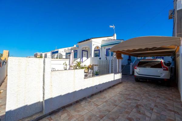 Chalet en calle Sádaba s/n