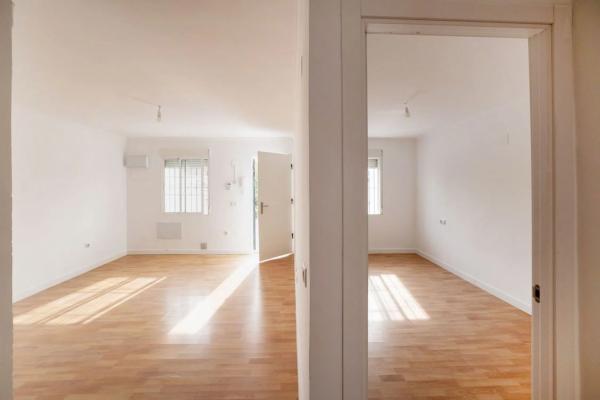 Chalet pareado en calle Rafael Molina Lagartijo