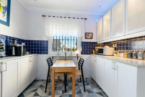 Chalet en calle Sádaba s/n