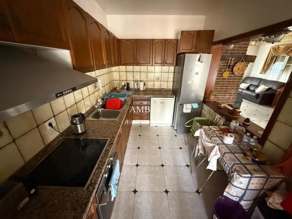 Casa independiente en calle Fernando de Rojas, 27