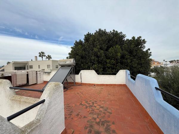 Casa independiente en calle Fernando de Rojas, 27
