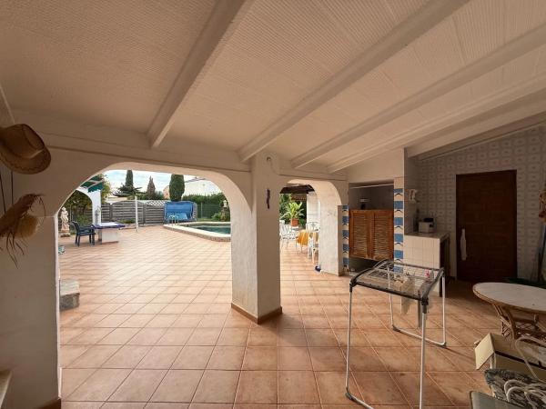 Casa independiente en calle Fernando de Rojas, 27