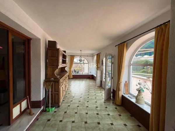 Casa independiente en calle Fernando de Rojas, 27