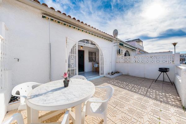 Chalet pareado en Pz Marchena, 10