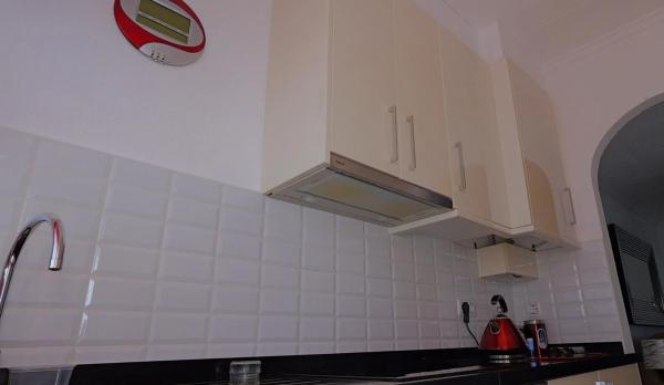 Casa independiente en calle Lena