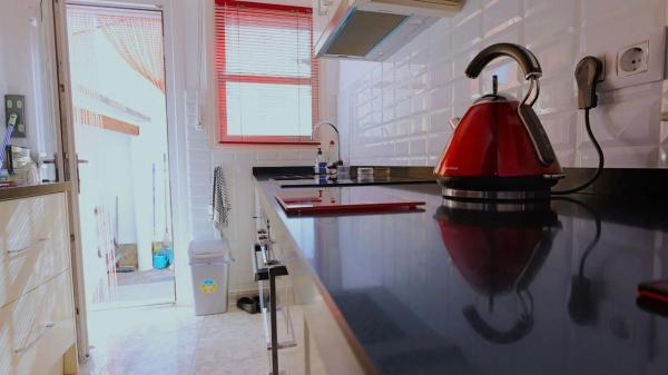 Casa independiente en calle Lena