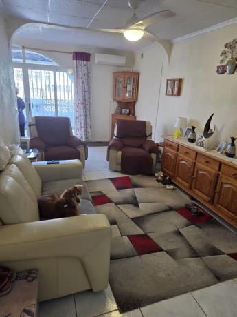 Chalet en calle Elgar