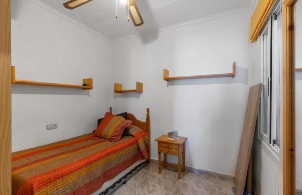 Chalet adosado en calle Luna