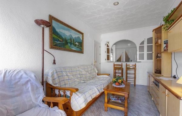 Chalet adosado en calle Luna