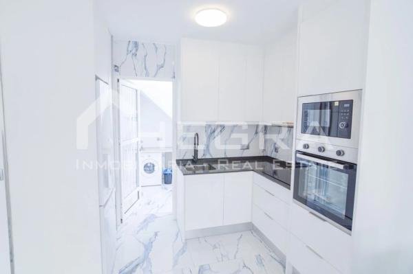 Chalet adosado en paseo de la Castellana, 14