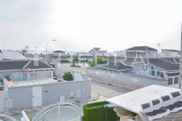 Chalet adosado en paseo de la Castellana, 14